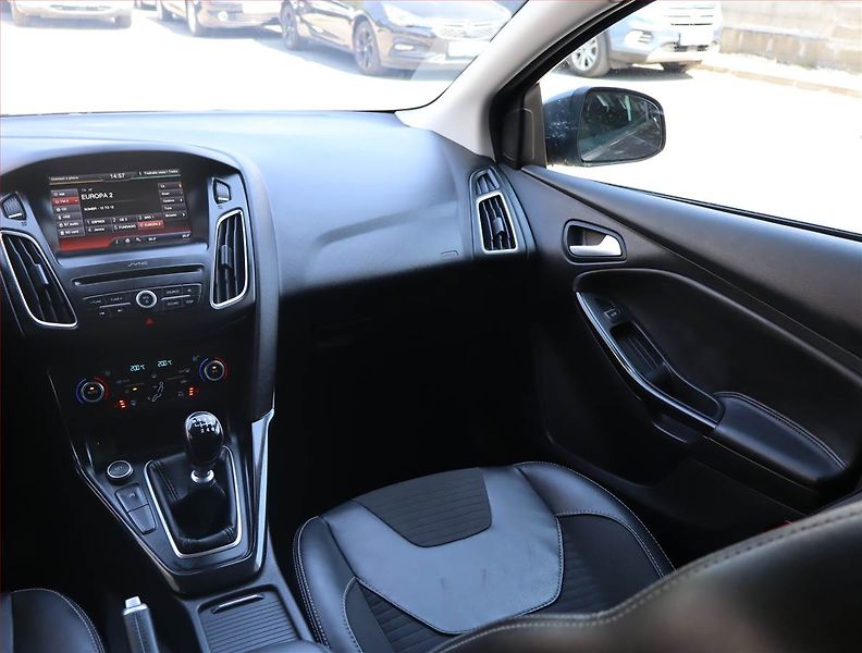 Ford Focus (2016) 2.0 TDCi, Eko.zaplacen - fotka 8 z 23