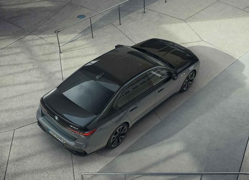 BMW 7 (2022)
