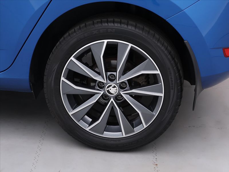 Škoda Fabia 1,0 TSI 81kW Style edition 100 - fotka 23 z 28