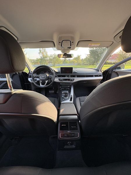 Audi A4 (2019) - fotka 8 z 17