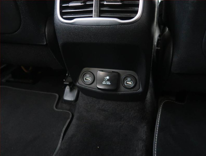 Hyundai Santa Fe (2021) 2.2 CRDi - fotka 24 z 32