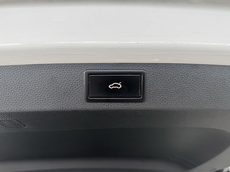 Škoda Karoq 2,0TDI 140kW*4x4*DSG*Drive125 - fotka 32 z 33