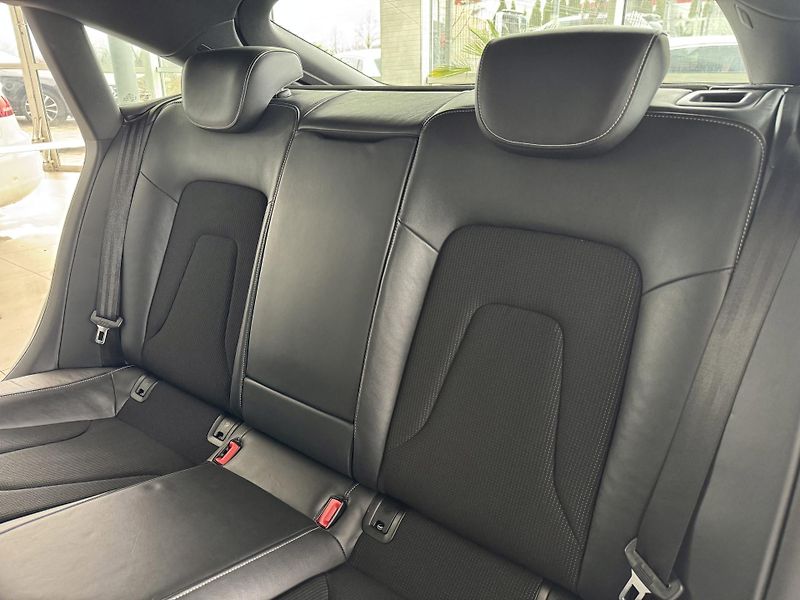 Audi A5 1,8TFSI S-LINE*Xenon*20