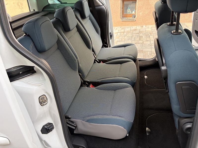 Citroën Berlingo (2019) Electric, park. kamera, klima - fotka 8 z 11