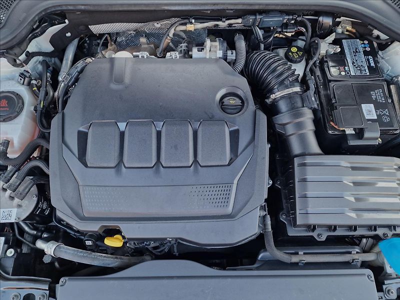 Škoda Octavia 2.0TDI Style, původ ČR,1.Maj. - fotka 44 z 50