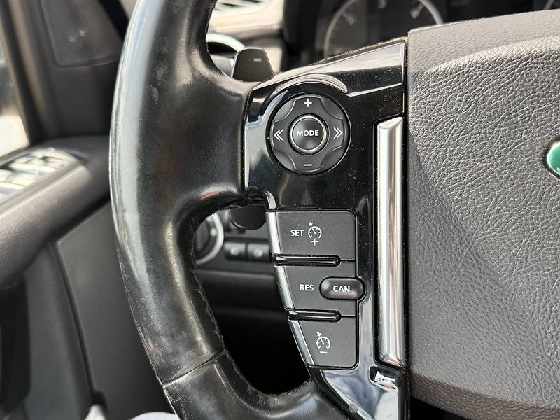 Land Rover Discovery (2013) 3.0 SDV6 188 kW HSE AT  4x4 - fotka 15 z 23