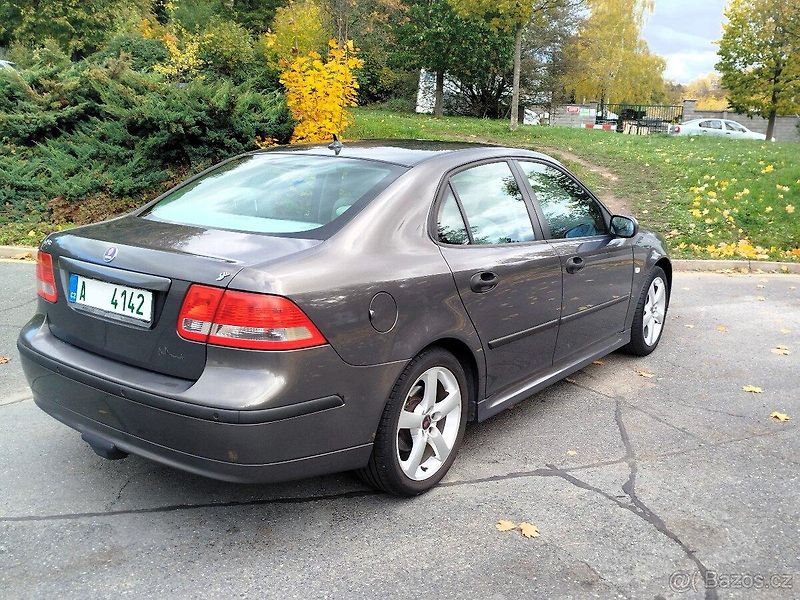 Saab 9-3 2.0T VECTOR HIRSCH,XENONY,KŮŽE - fotka 4 z 17