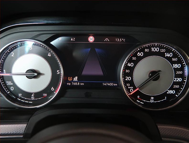 Volkswagen Touareg (2022) 3.0 TDI - fotka 11 z 24
