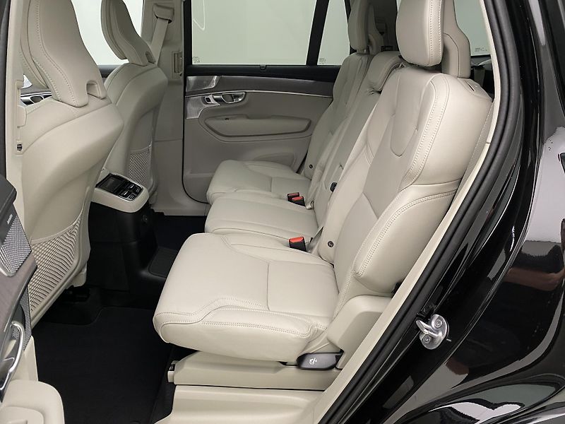 Volvo XC90 (2026) T8 AWD Plug-in BRIGHT PLUS 7m - fotka 6 z 74