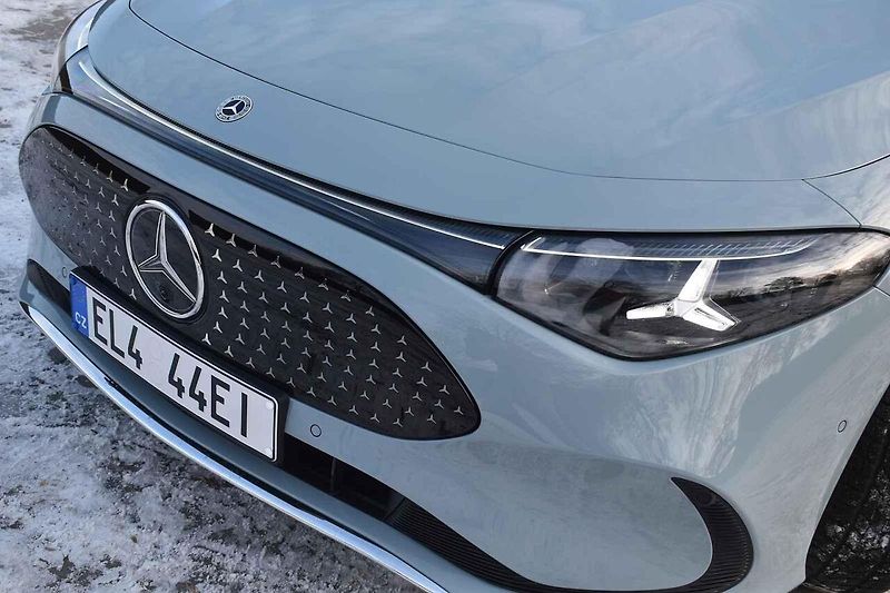 Mercedes-Benz CLA EQ je zástupce nové generace elektromobilů.