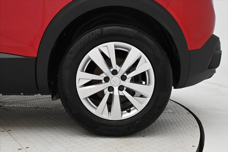 Peugeot 3008 1,5 HDI 96 kW Active Záruka až - fotka 30 z 30