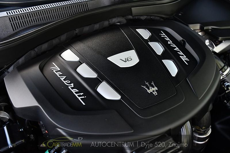 Maserati Levante 3.0D ČR Q4 H/K ACC VZDUCH - fotka 53 z 56
