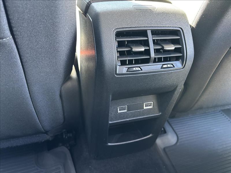 Peugeot 308 1,5 HDi 96kW Allure AUT DPH - fotka 17 z 47
