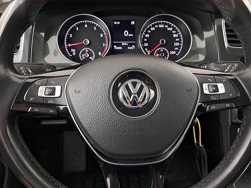 Volkswagen Golf (2018) 1.0 TSI, Tempomat - fotka 17 z 19