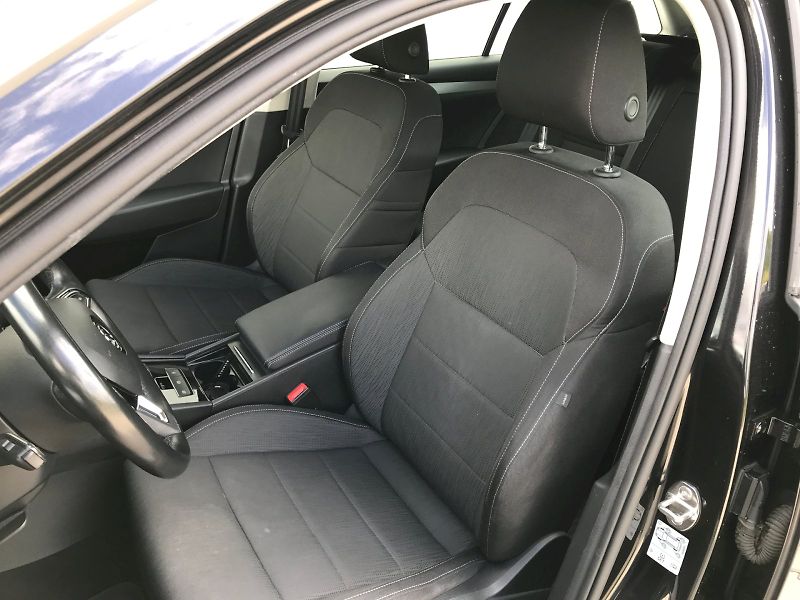 Škoda Superb (2018) COMBI 2.0 TDi - 110 kW, AMBITI - fotka 16 z 20