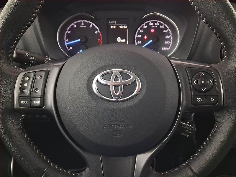 Toyota Yaris (2020) Y20 1.5 Dual VVT-i, ČR,1.maj - fotka 15 z 21
