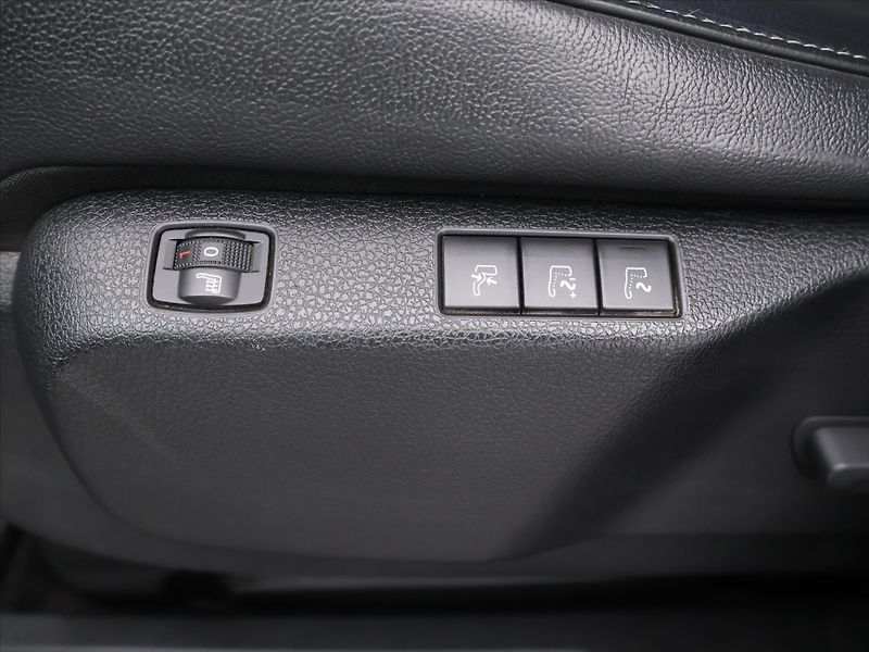 Citroën SpaceTourer 2,0 HDI 130kW Shine CZ DPH - fotka 18 z 38