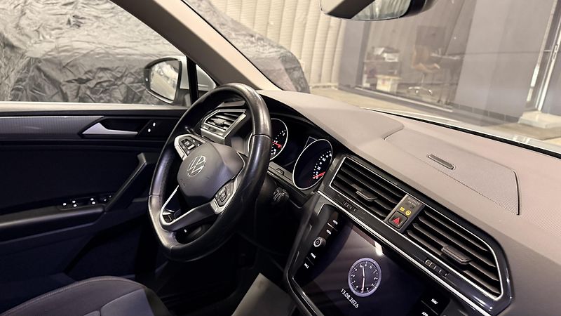 Volkswagen Tiguan (2022) 2.0 TDI,LIFEREZERVOVÁNO - fotka 17 z 40