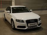 Audi A4 (2009) 2.0 TDi, 1.maj, AC, park - náhled 1