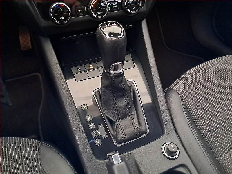Škoda Octavia (2017) 1.6 TDI, Automat, Navi - fotka 13 z 18