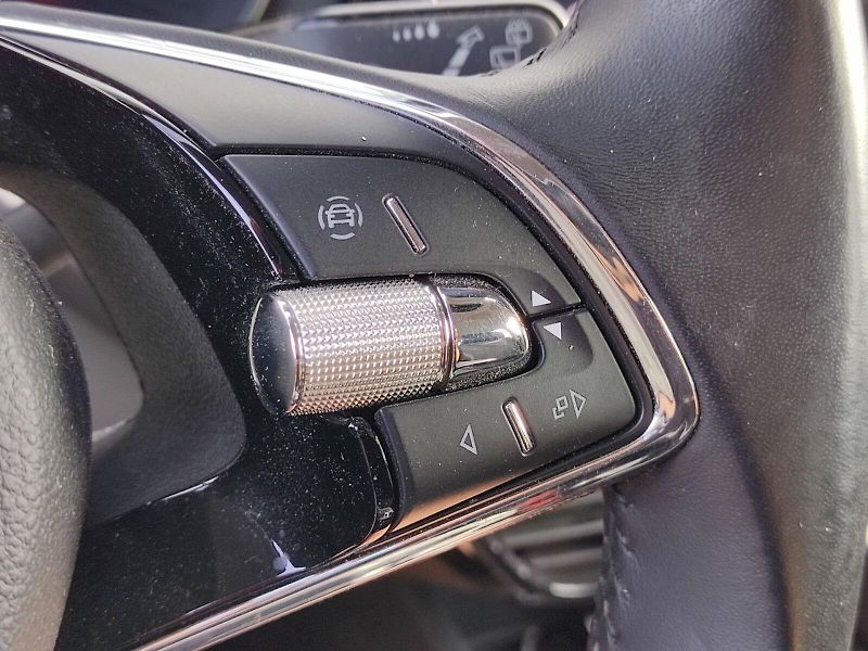 Škoda Octavia (2021) Combi Ambition Plus 2,0 Tdi 85 - fotka 27 z 32