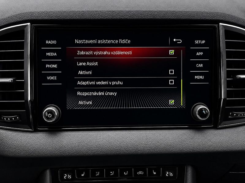 Škoda Karoq (2020) 1.5 TSI 110 kW DSG STYLE - fotka 21 z 34