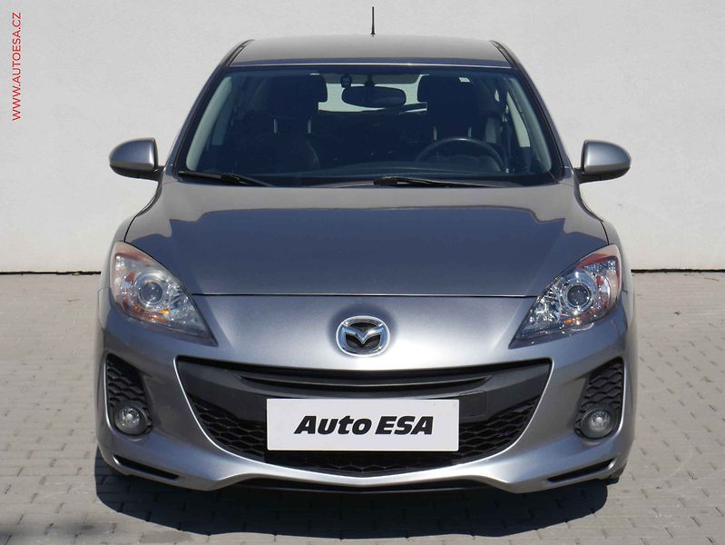 Mazda 3 (2012) 1.6 16V, AC, park.asist - fotka 2 z 22