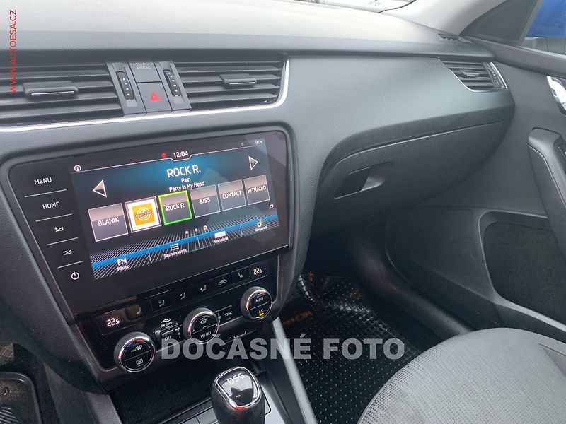 Škoda Octavia (2018) 2.0 TDi, ČR, Style, DSG, - fotka 14 z 21