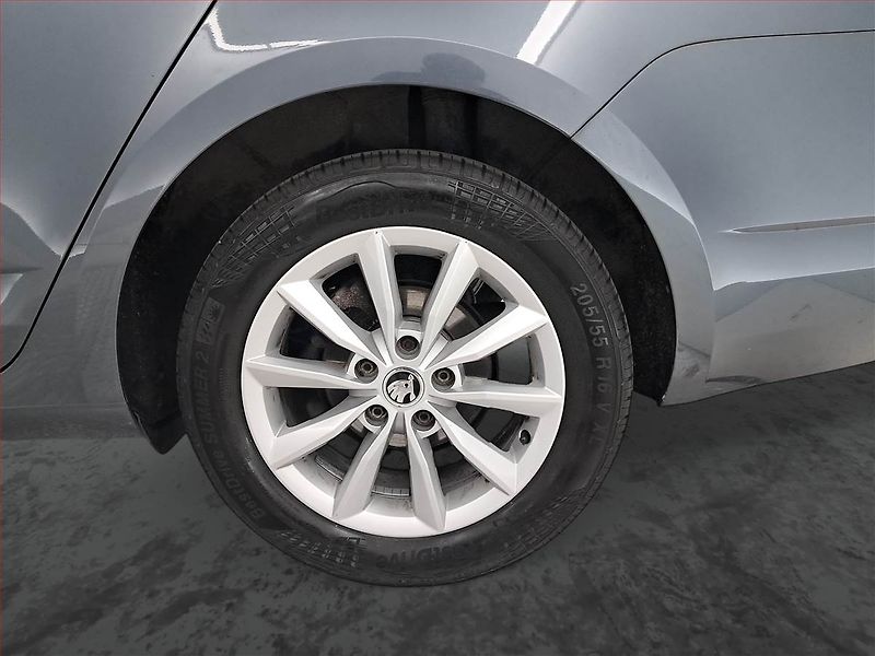 Škoda Octavia (2014) 1.2 TSI, Tempomat - fotka 14 z 14