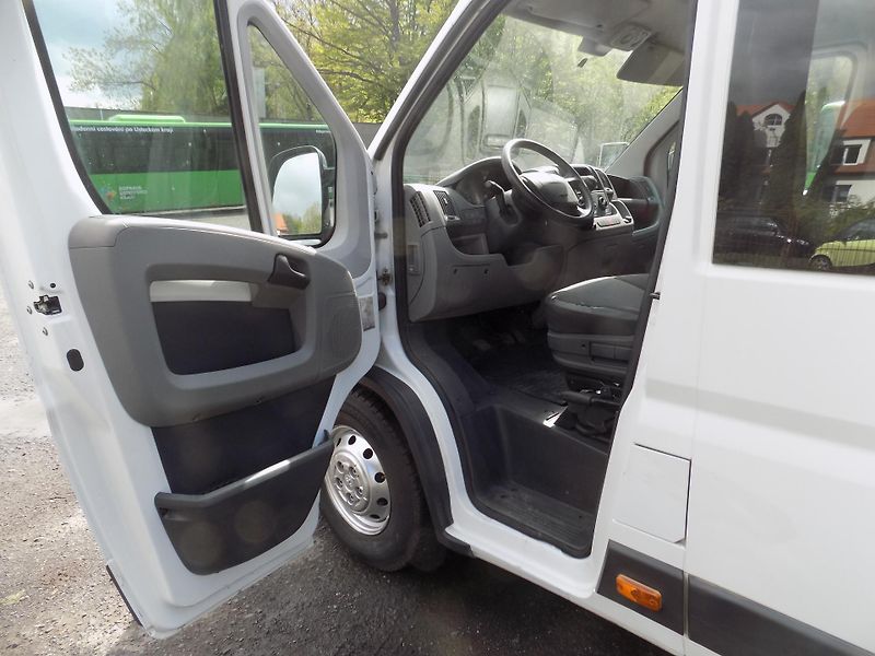 Peugeot Boxer (2011) 3,0 116KW 6MÍST L5H2 - fotka 10 z 33