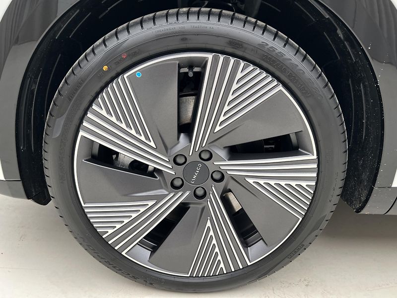 Lynk & Co 08 (2026) MORE PHEV - fotka 15 z 57