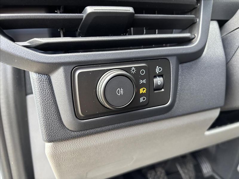Ford Transit Custom 2,0 EcoBlue 100kW Trend L2 - fotka 27 z 43