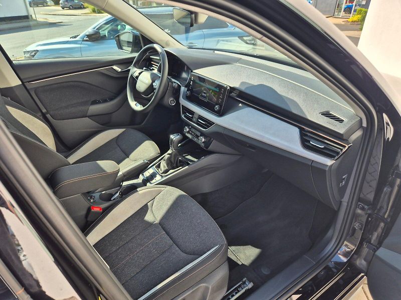 Škoda Kamiq (2025) Top Selection 1.0 TSI 85 kW 7° - fotka 19 z 30