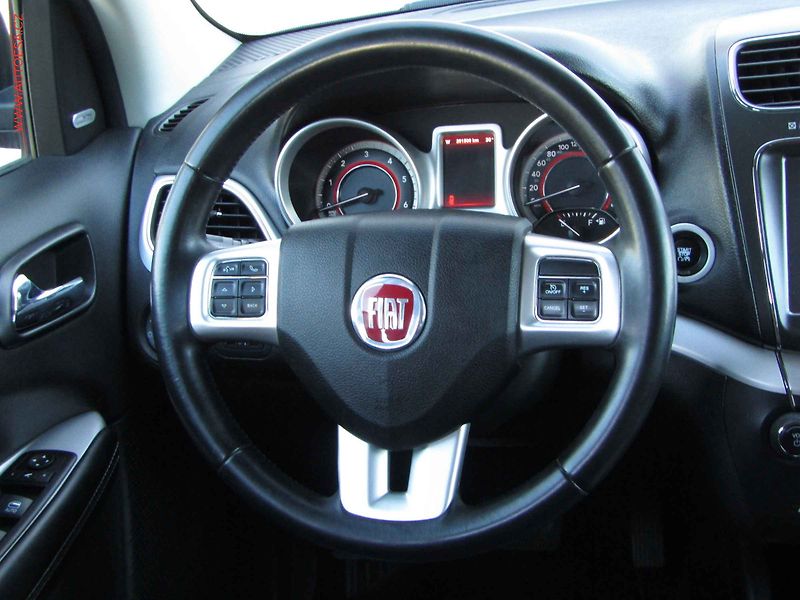 Fiat Freemont (2015) 2.0 JTD 4x4, 7míst, AT, TZ - fotka 15 z 22