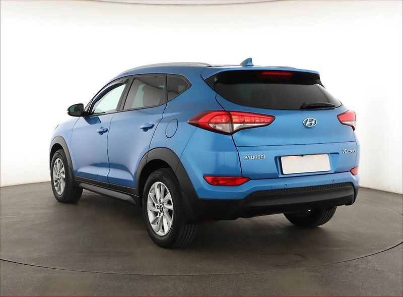 Hyundai Tucson (2016) Trikolor 1.7 CRDi, Serv.kniha - fotka 4 z 14