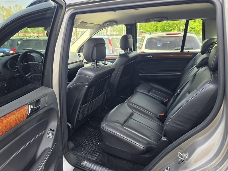Mercedes-Benz GL 320CDI 4matic TZ 7mist CZ - fotka 18 z 20