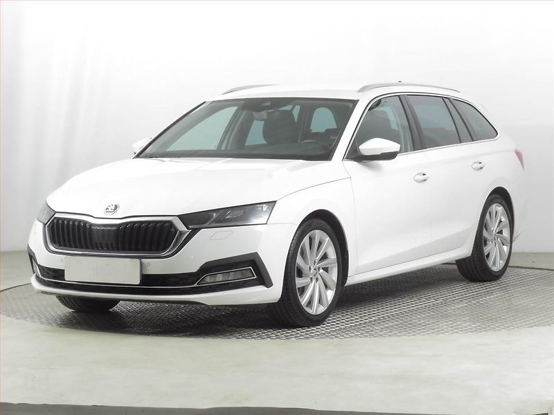 Škoda Octavia (2021) Style 1.0 TSI, Serv.kniha - fotka 2 z 24