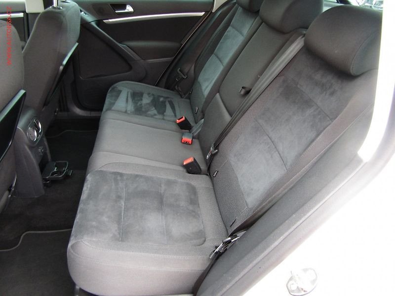 Volkswagen Tiguan (2015) 2.0 TDi 4x4, ČR, Sport&Style - fotka 10 z 16