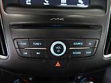 Ford Focus (2018) 1.5 TDCI, Klima - náhled 13