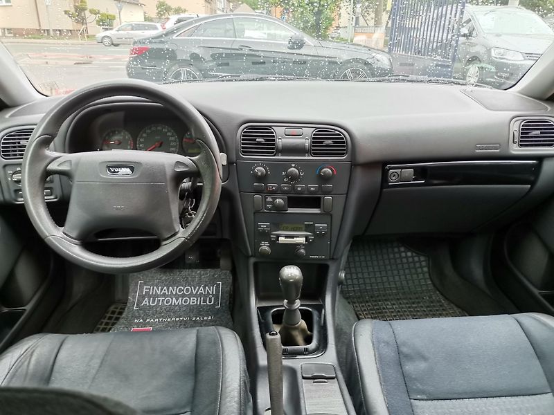 Volvo S40 (2001) 1.8i 90kw Nové v ČR 1.majitel! - fotka 11 z 24