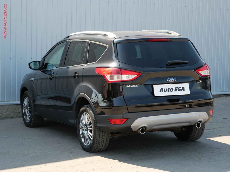 Ford Kuga (2013) 2.0 TDCi 4x4, AT, navi, kůže - fotka 5 z 20