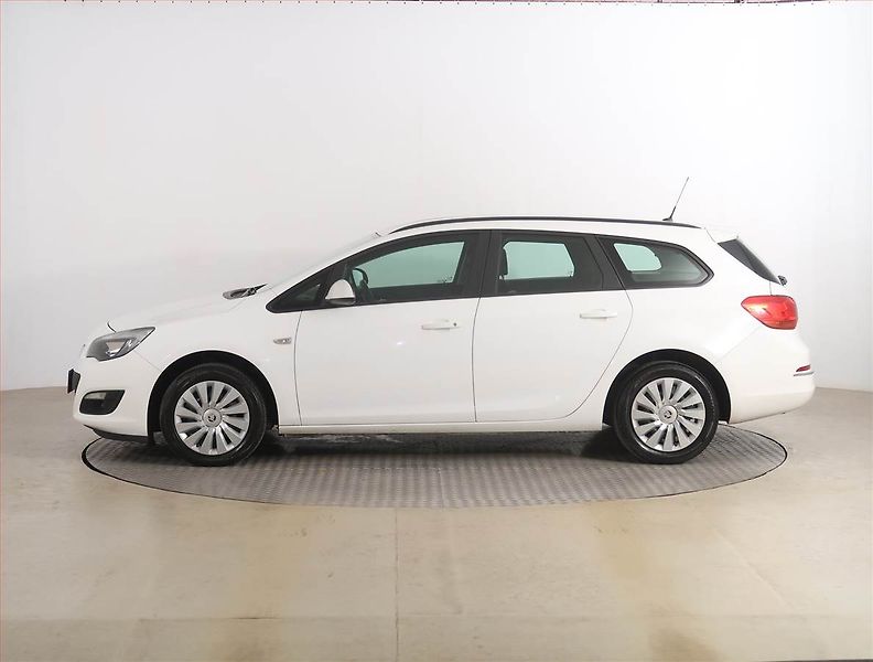 Opel Astra (2016) 1.6 CDTI, Tempomat - fotka 3 z 15