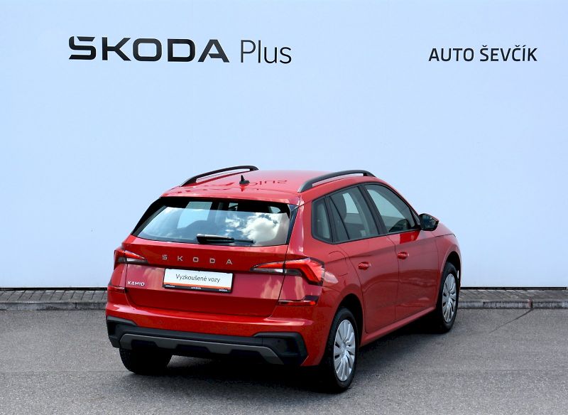 Škoda Kamiq (2024) 1.0 TSI 85 kW Selection - fotka 2 z 23