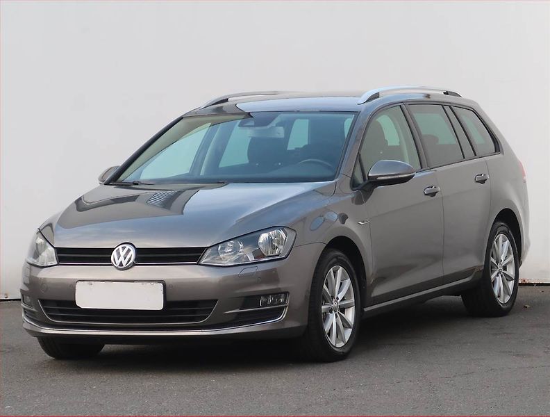 Volkswagen Golf (2016) Comfortline 2.0 TDI, Navi - fotka 2 z 19