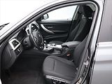 BMW Řada 3 2,0 320 XDrive 135kW Aut. - náhled 11