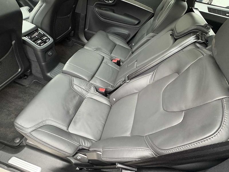 Volvo XC90 PlusDark T8,AWD,Plug-in hybrid - fotka 20 z 24