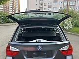 BMW Řada 3 320i  - náhled 22