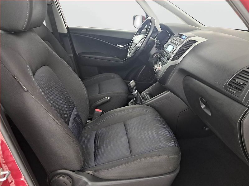 Hyundai ix20 (2014) 1.4 CVVT, LPG, Serv.kniha - fotka 9 z 16