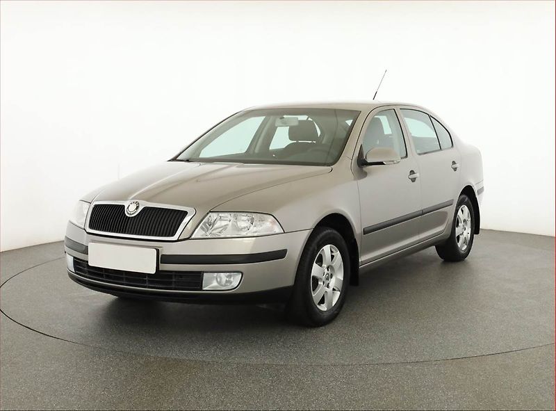 Škoda Octavia (2008) Elegance 1.6, Serv.kniha - fotka 2 z 16