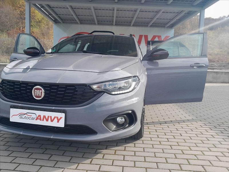 Fiat Tipo 1,6 MJT,KLIMA,NAVI,VÝHŘEV - fotka 36 z 45
